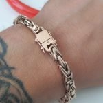 3a5b74f9-daff-4fad-82bf-17979e7173cd